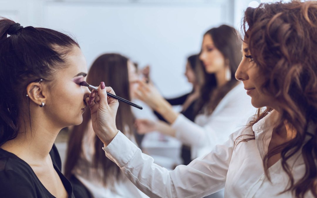 Become a Pro Makeup Artist with Make-up Studio Training Center: The Best Academy for Makeup Courses in Delhi