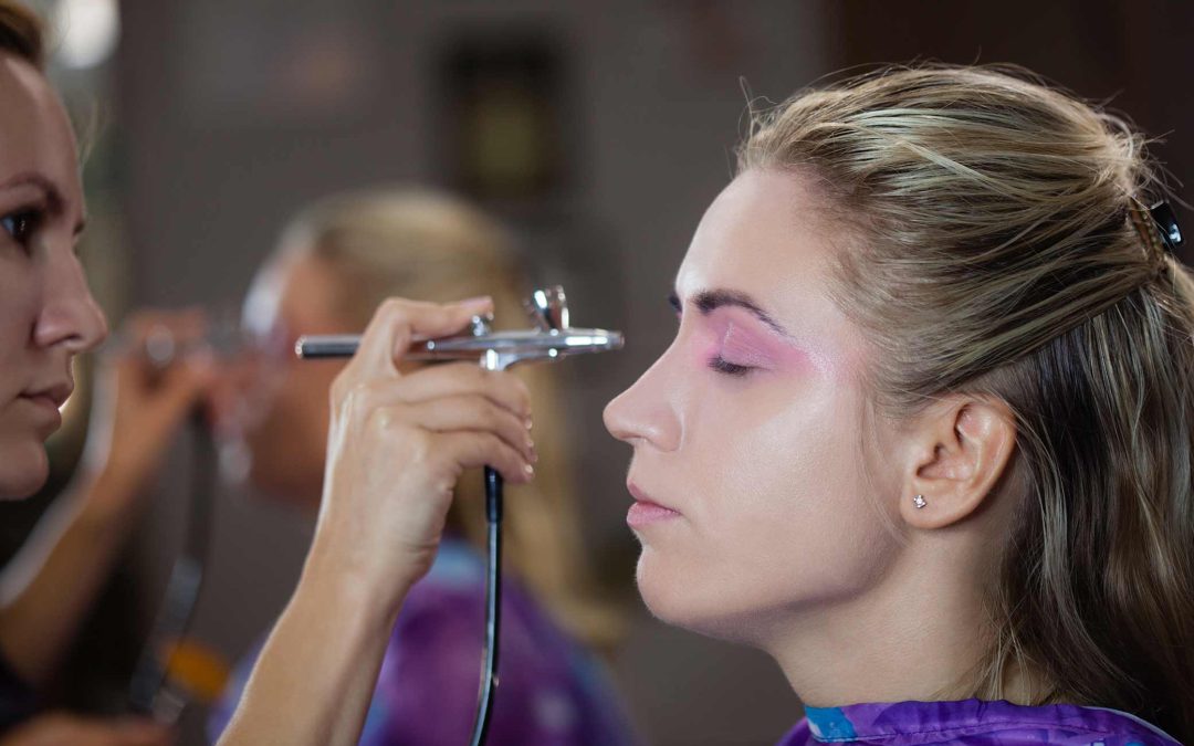 What is Airbrush makeup and how to get the Look